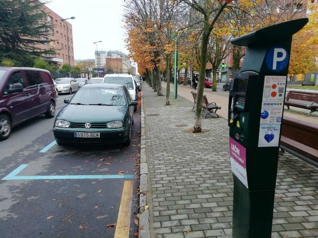 Nuevas zonas de aparcamiento de pago en el entorno de José Aguado. / C.J. Domínguez