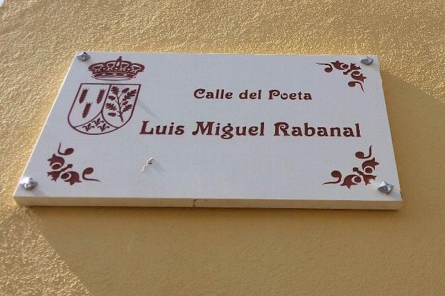 Calle Poeta Luis Miguel Rabanal